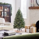 5 ft. Pre-Lit North Valley Spruce Tree with Clear Lights, Plug-In - Image 8